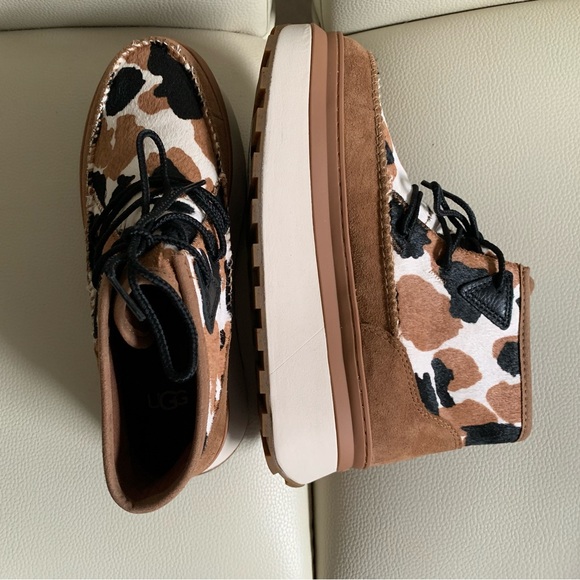 NWOB UGG Marin Bootie Cow Print Womens Platform - Lace-ups - Picture 12 of 15